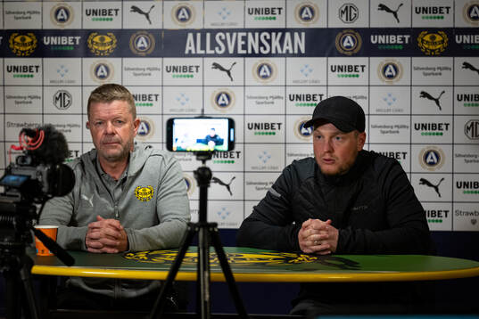Mjällbys tränare Anders Torstensson och Hammarbys