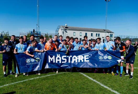 Bläddra bland fler bilder av Fotboll, P19 Ligacupen, Final, Malmö FF - Brommapojkarna