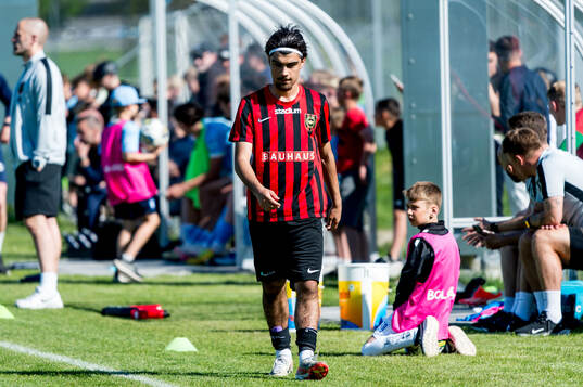 Brommapojkarnas Muhammed Hamza Korkmaz deppar
