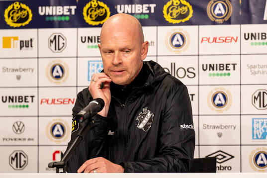 AIKs tränare Henning Berg