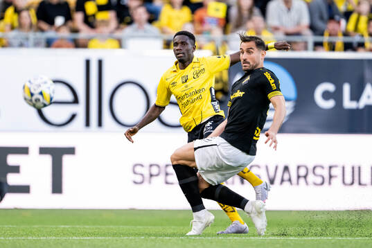 Elfsborgs Michael Baidoo och AIKs Axel Björnström