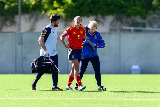 Silvia Fernandez of Spain in pain