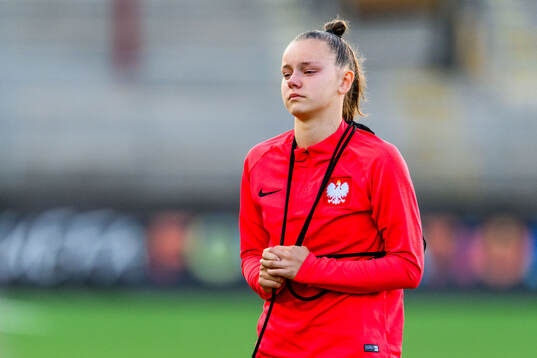 Oliwia Zwiazek of Poland looks dejected