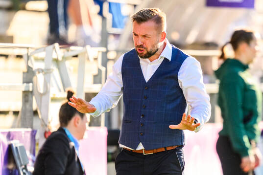Head coach Marcin Kasprowicz of Poland