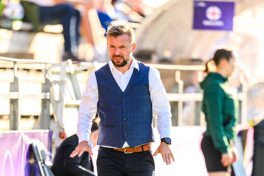 Head coach Marcin Kasprowicz of Poland