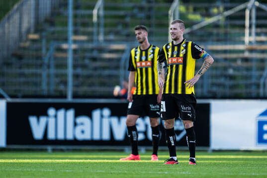 Häckens Johan Hammar och Simon Gustafson deppar