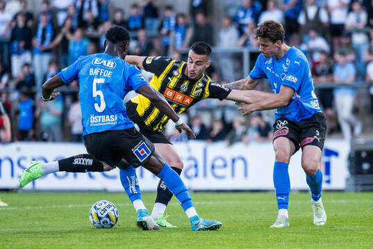 Halmstads Joseph Baffoe och Gabriel Wallentin mot Häckens