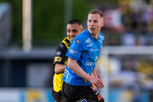 Häckens Ali Youssef och Halmstads Gisli Eyjolfsson