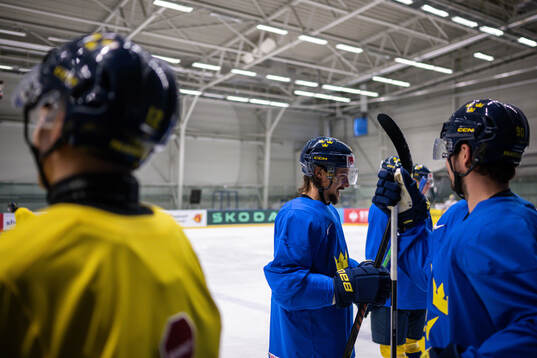 Erik Karlsson of Sweden at a practice session