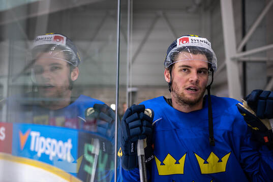 André Burakovsky of Sweden speaks with media