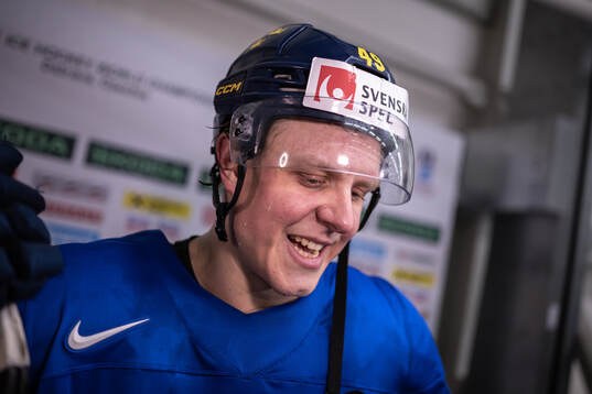 Fabian Zetterlund of Sweden speaks with media