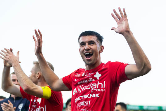 Värnamos Emin Hasic jublar