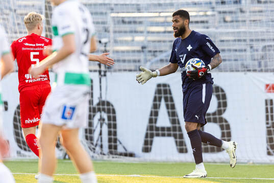 Värnamos målvakt Jonathan Ursin Rasheed