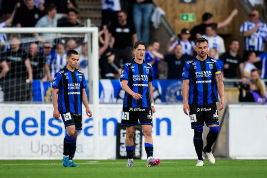 Sirius Leo Walta, Adam Vikman och Henrik Castegren deppar