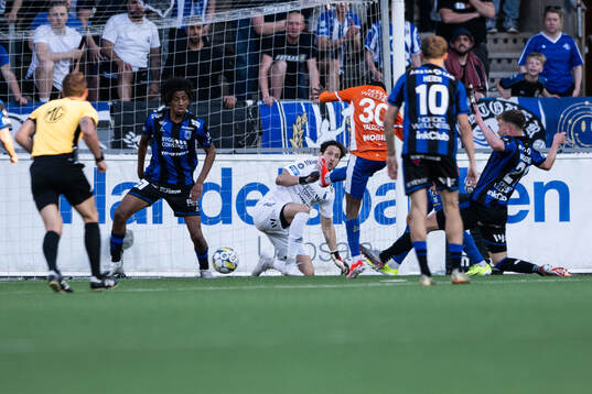 IFK Göteborgs Malick Junior Yalcouye gör 1-1 (som sedan