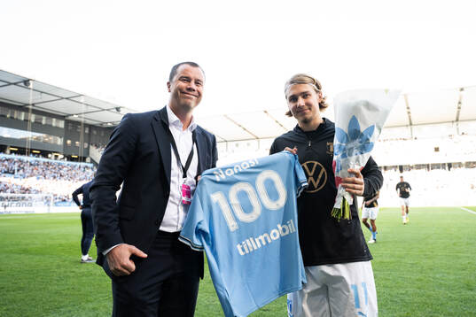 Malmö FFs sportchef Daniel Andersson och Sebastian Nanasi