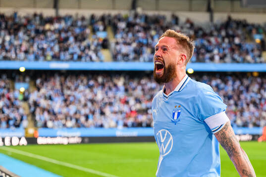 Malmö FFs Pontus Jansson jublar