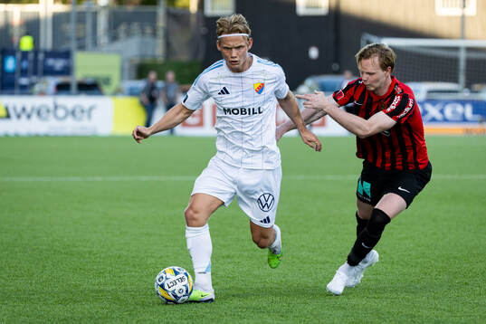 Djurgårdens Tobias Gulliksen och Brommapojkarnas Tim Waker