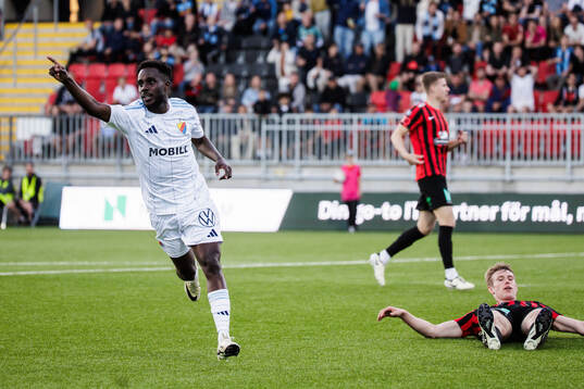 Djurgårdens Tokmac Nguen jublar