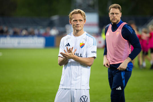 Djurgårdens Tobias Gulliksen jublar