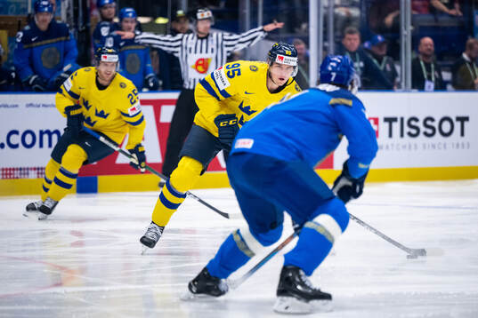 André Burakovsky of Sweden