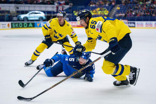 Erik Karlsson of Sweden