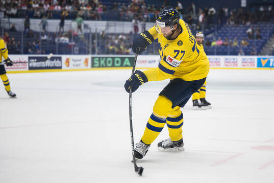Victor Hedman of Sweden