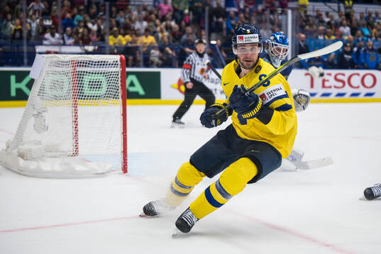 Adrian Kempe of Sweden