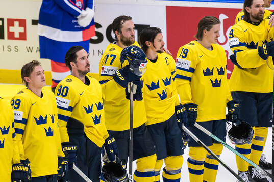 Victor Hedman and Erik Karlsson of Sweden