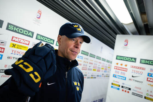 Assistant coach Nicklas Rahm of Sweden