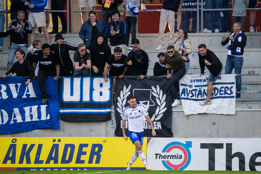 IFK Norrköpings Tim Prica jublar