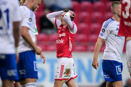 Kalmars Kevin Jensen deppar