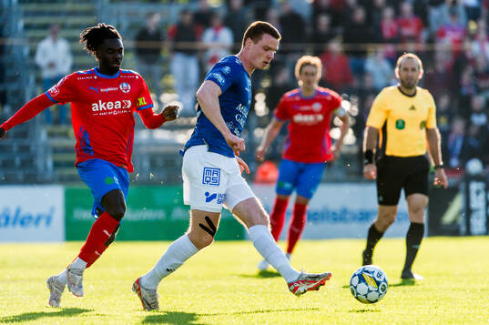 Helsingborgs Benjamin Acquah och Trelleborgs Zander Hyltoft