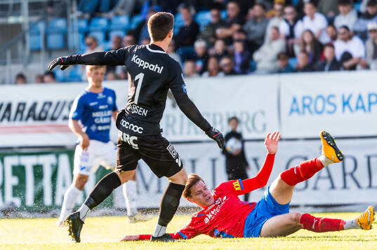 Trelleborgs Andreas Larsen och Helsingborgs Taylor