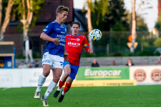 Trelleborgs Tobias Karlsson och Helsingborgs Taylor
