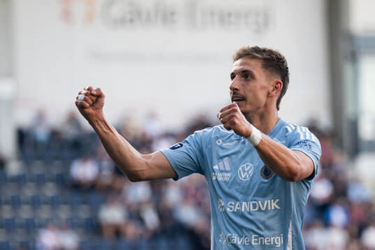Gefles Lukas Browning Lagerfeldt jublar