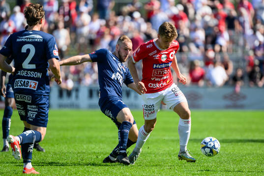 Örgrytes Amel Mujanic och Degerfors Gustav Lindgren