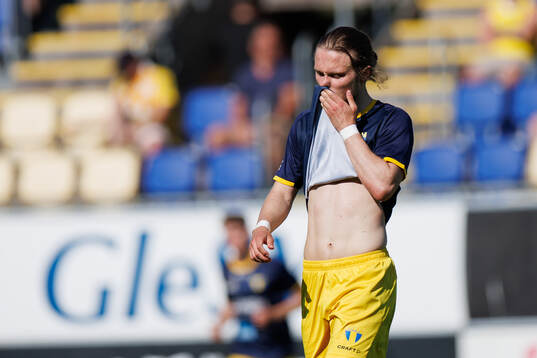 Torns Jonathan Jacobsson deppar