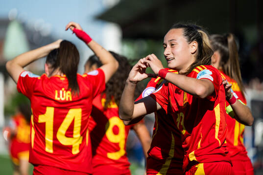 Alba Cerrato of Spain celebrates