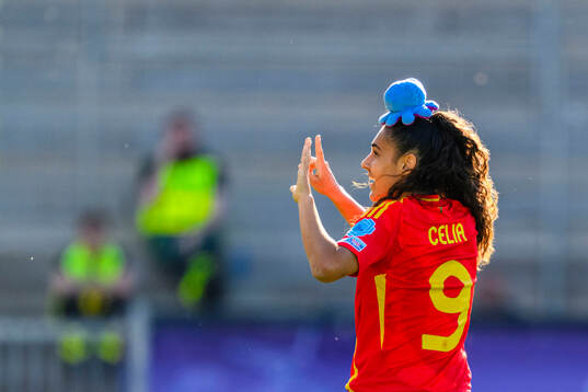 Celia Segura of Spain celebrates scoring 0-3