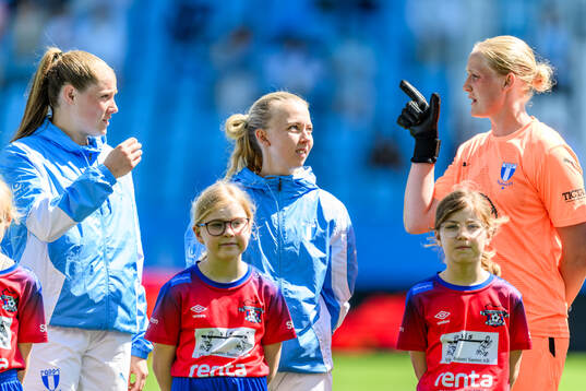 Malmö FFs Linnea Svensson, Nathalie Hoff Persson och