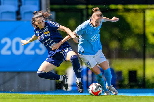 Sundsvalls Madeline Kate Gravante och Malmö FFs Anna