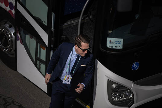 Head coach Sam Hallam of Sweden arrives to the arena with