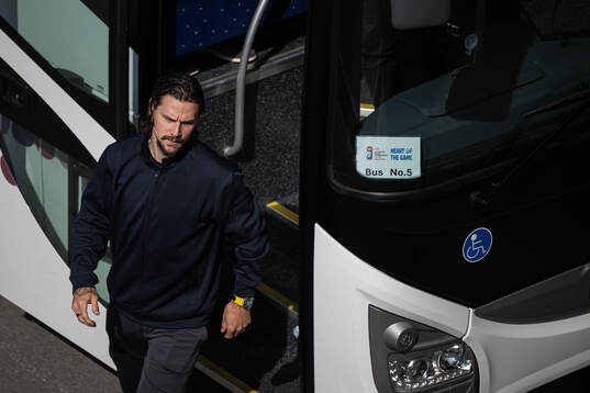 Erik Karlsson of Sweden arrives to the arena