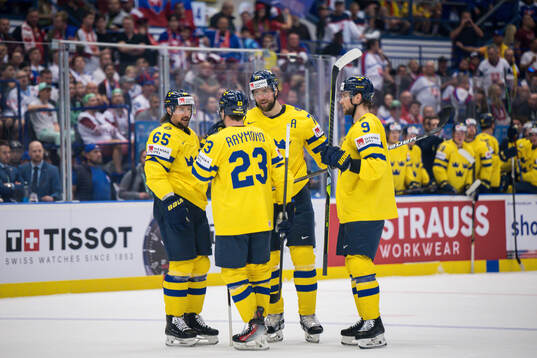 Erik Karlsson, Lucas Raymond, Victor Hedman and Adrian