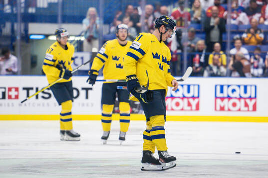 Victor Olofsson of Sweden looks dejected