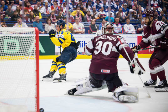 Fabian Zetterlund of Sweden celebrates