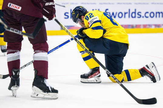 Jesper Frödén of Sweden in pain