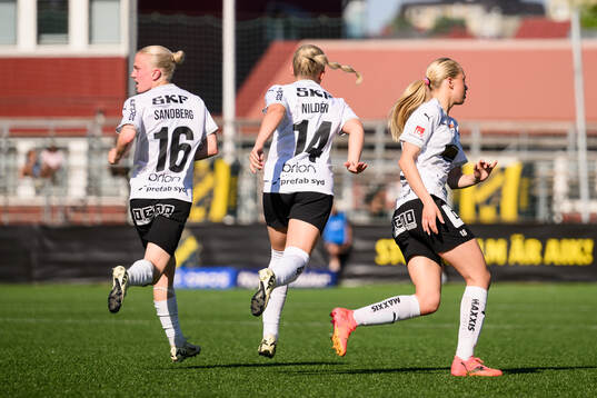Häckens Matilda Nildén jublar