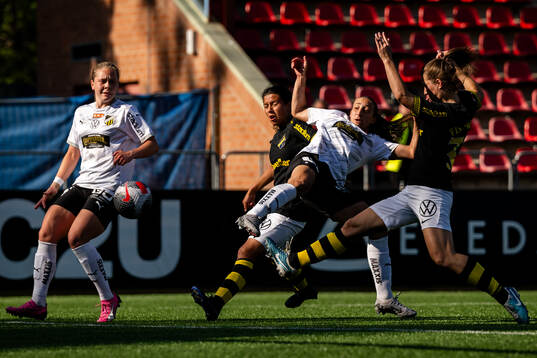 Häckens Alice Bergström och Rusul Rosa Kafaji